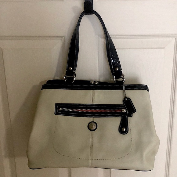 Coach Bag - Picture 1 of 5